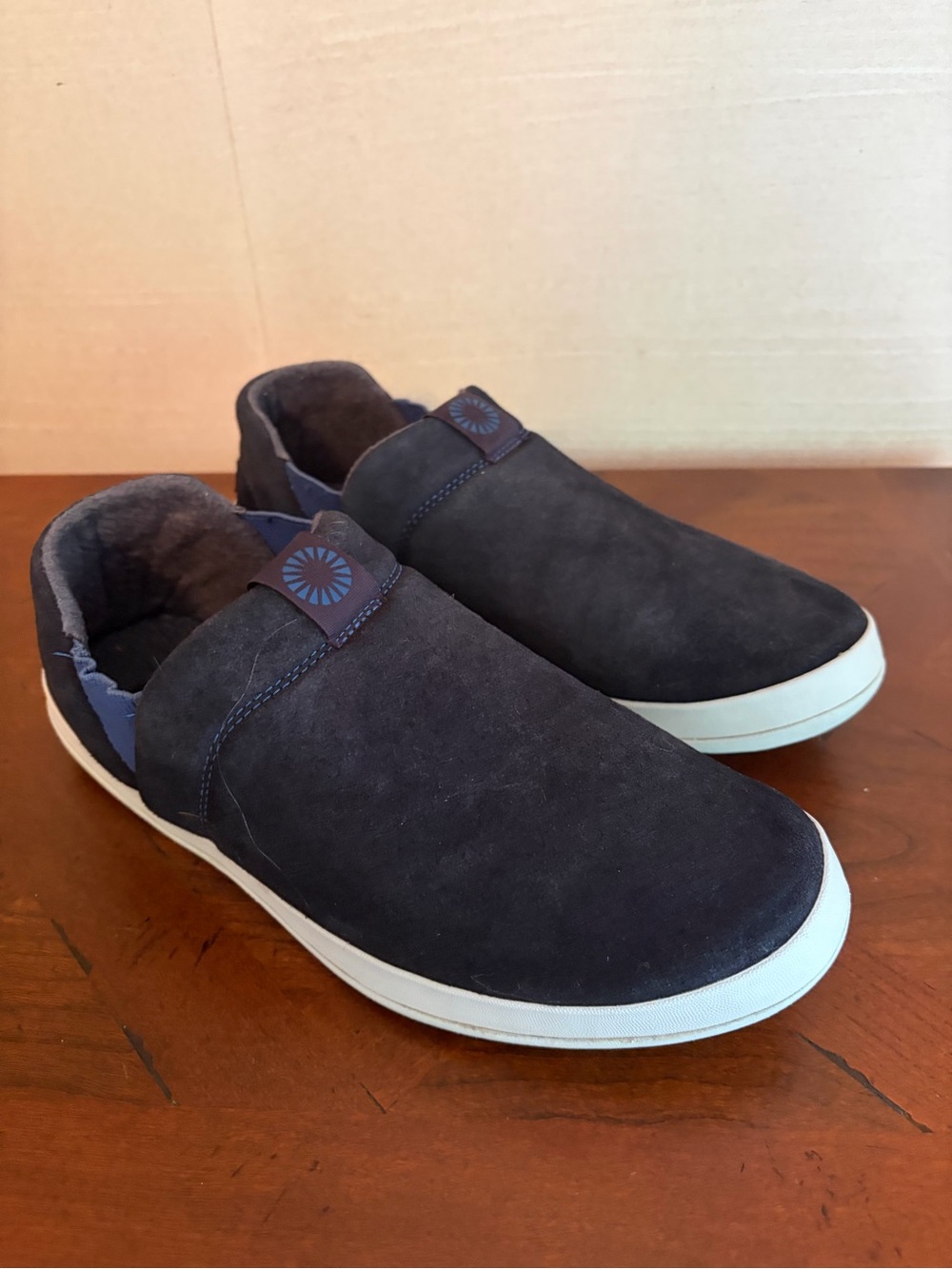 Ugg Suede Tread-Lite Loafers Men's 11 Blue Comfort Shoe Men's Casual